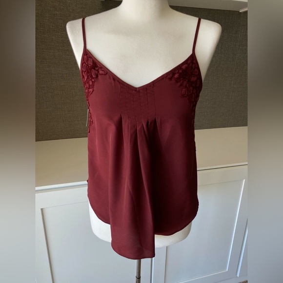 Talula Size S Burgundy Spagetti Strap Adjustable Pleated Lace Inset Camisole Top - Picture 2 of 13